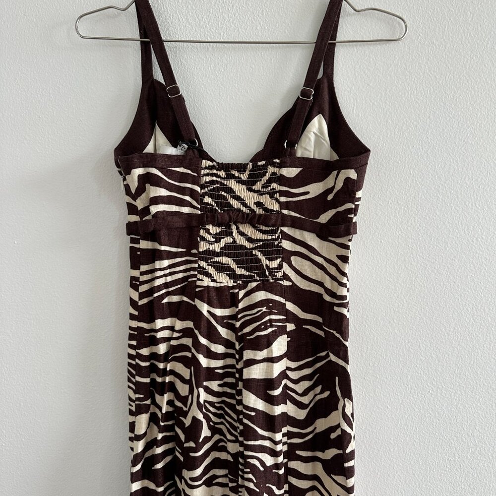 Sara Linen Dress - Picture 2 of 6